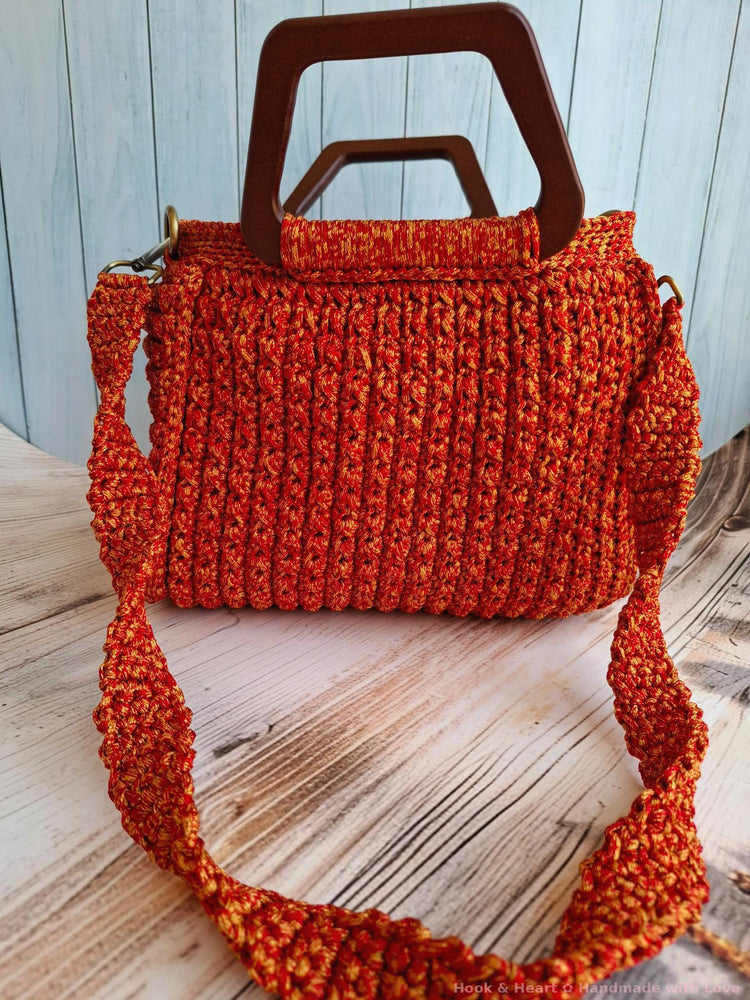 Big-Sized Crochet Tote Bags