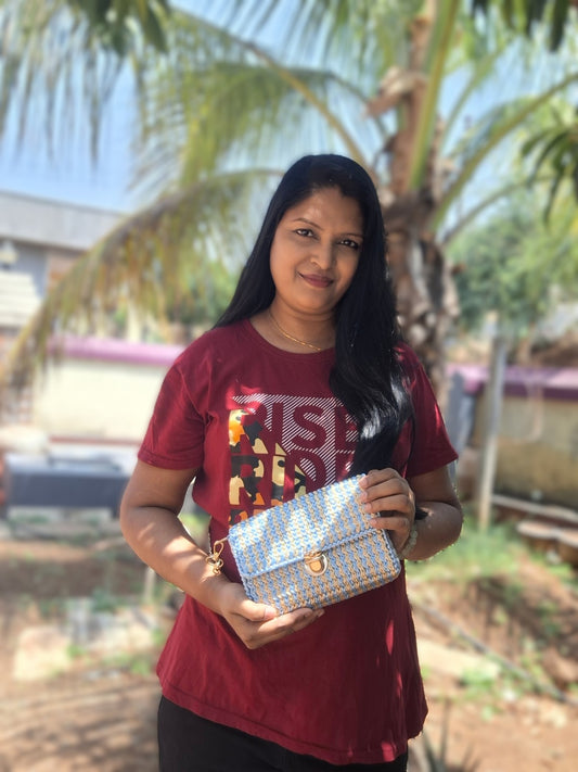 Sky & Sand Sling – Two-Tone Crochet Bag with Gold Chain