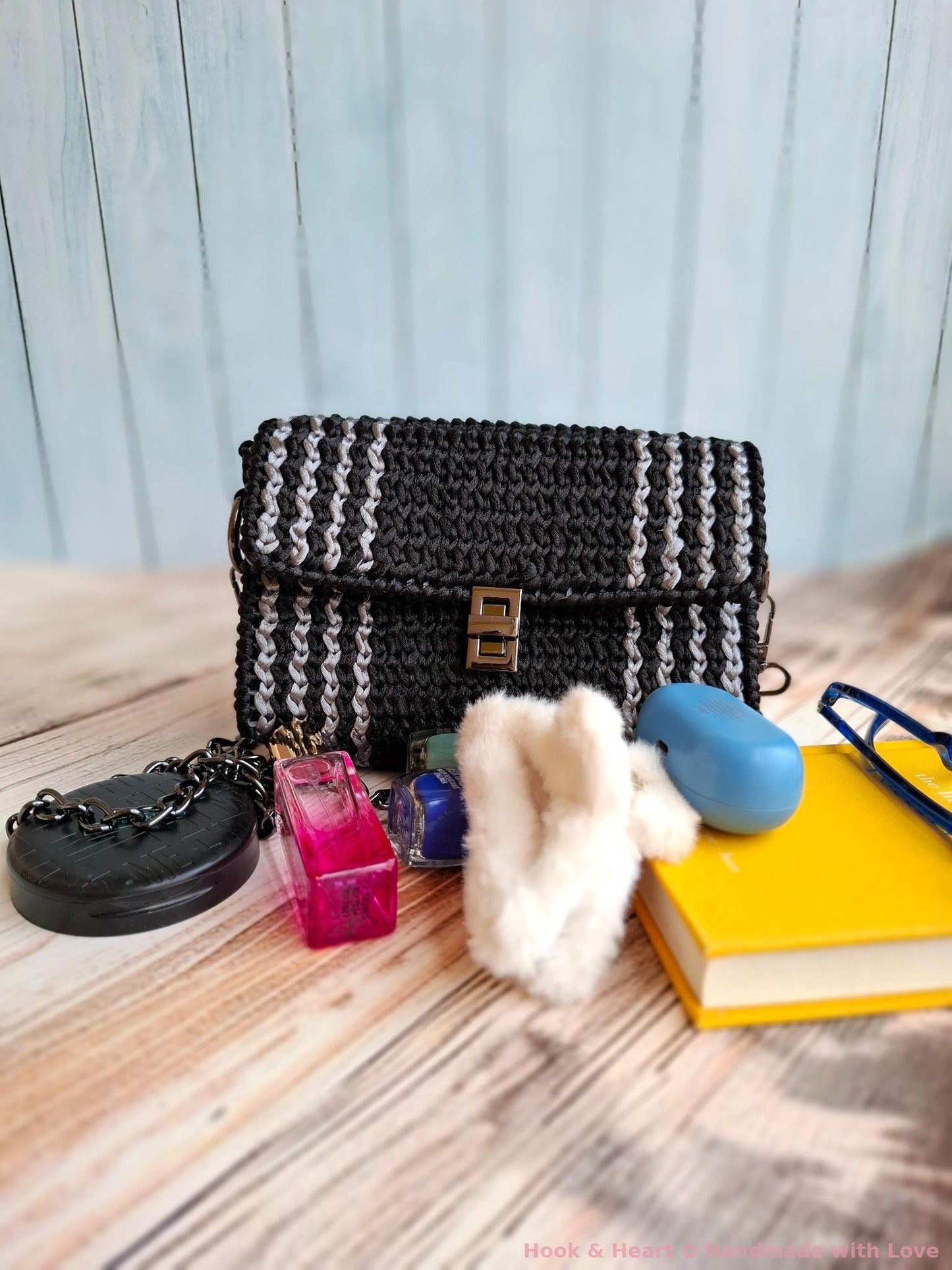 Monochrome Muse Clutch – Crochet Bag with Chain Strap
