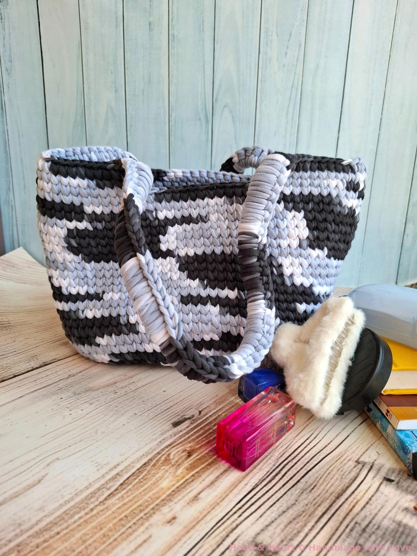 Urban Camo Tote – Big Crochet Carryall