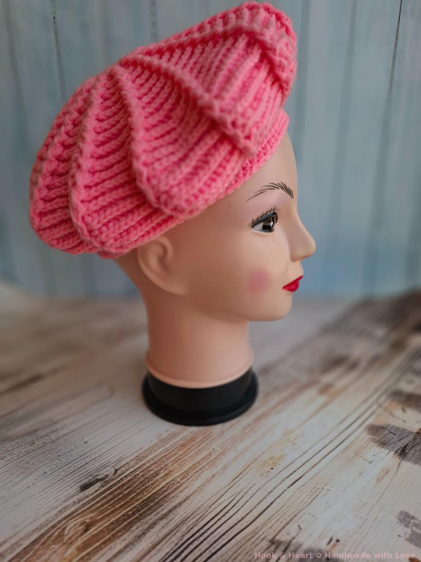 Bubblegum Crown Beret – Bold Crochet in Pink